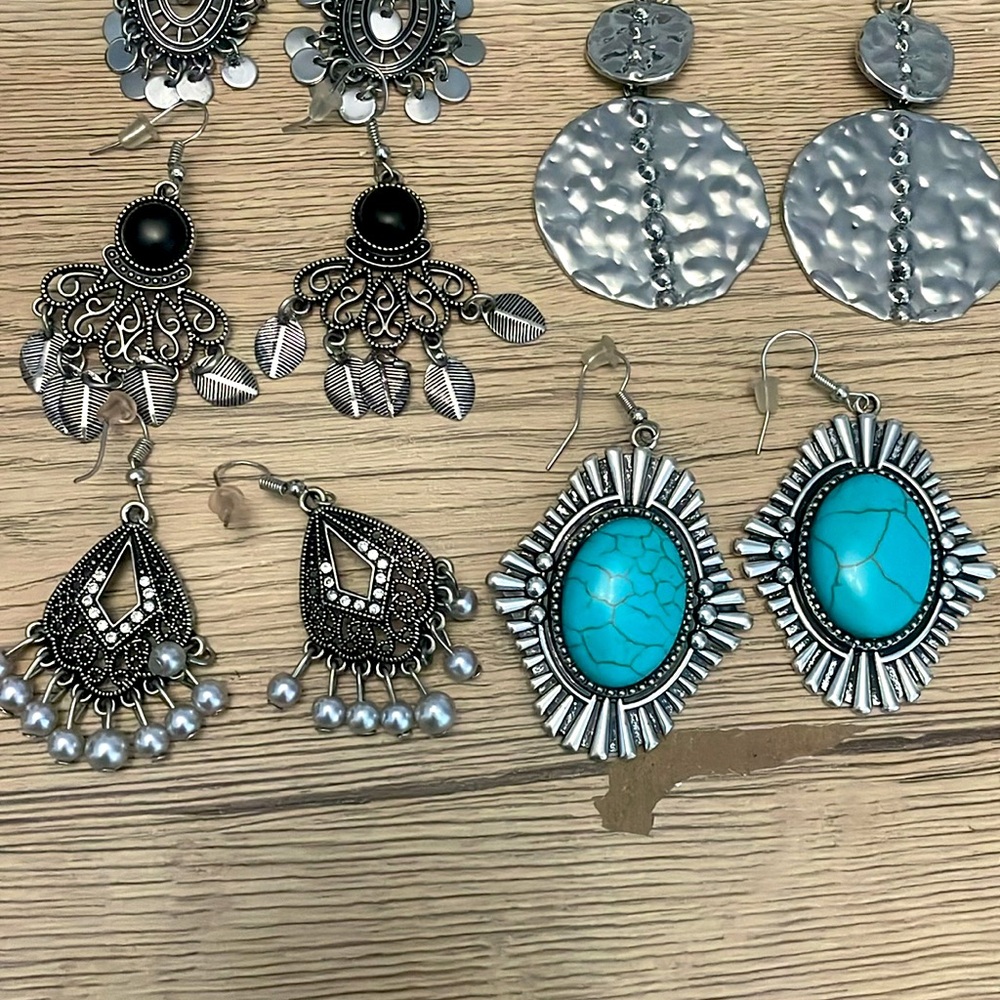 Paparazzi Silver Earring Bundle - image 5